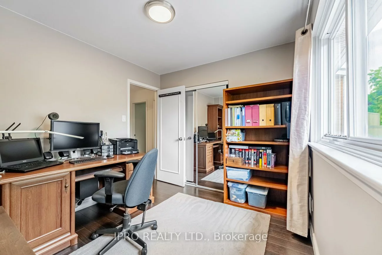345, Meadows, Rathwood, Mississauga