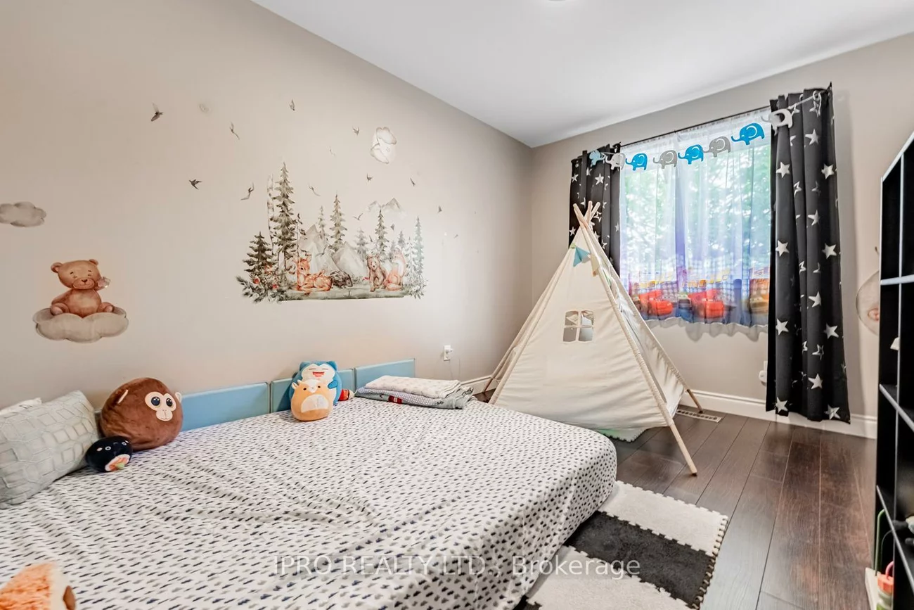 345, Meadows, Rathwood, Mississauga