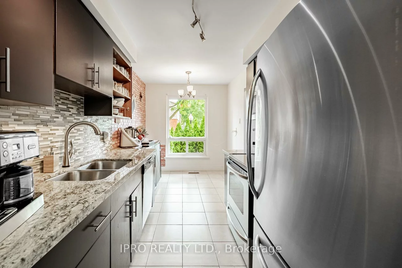 345, Meadows, Rathwood, Mississauga
