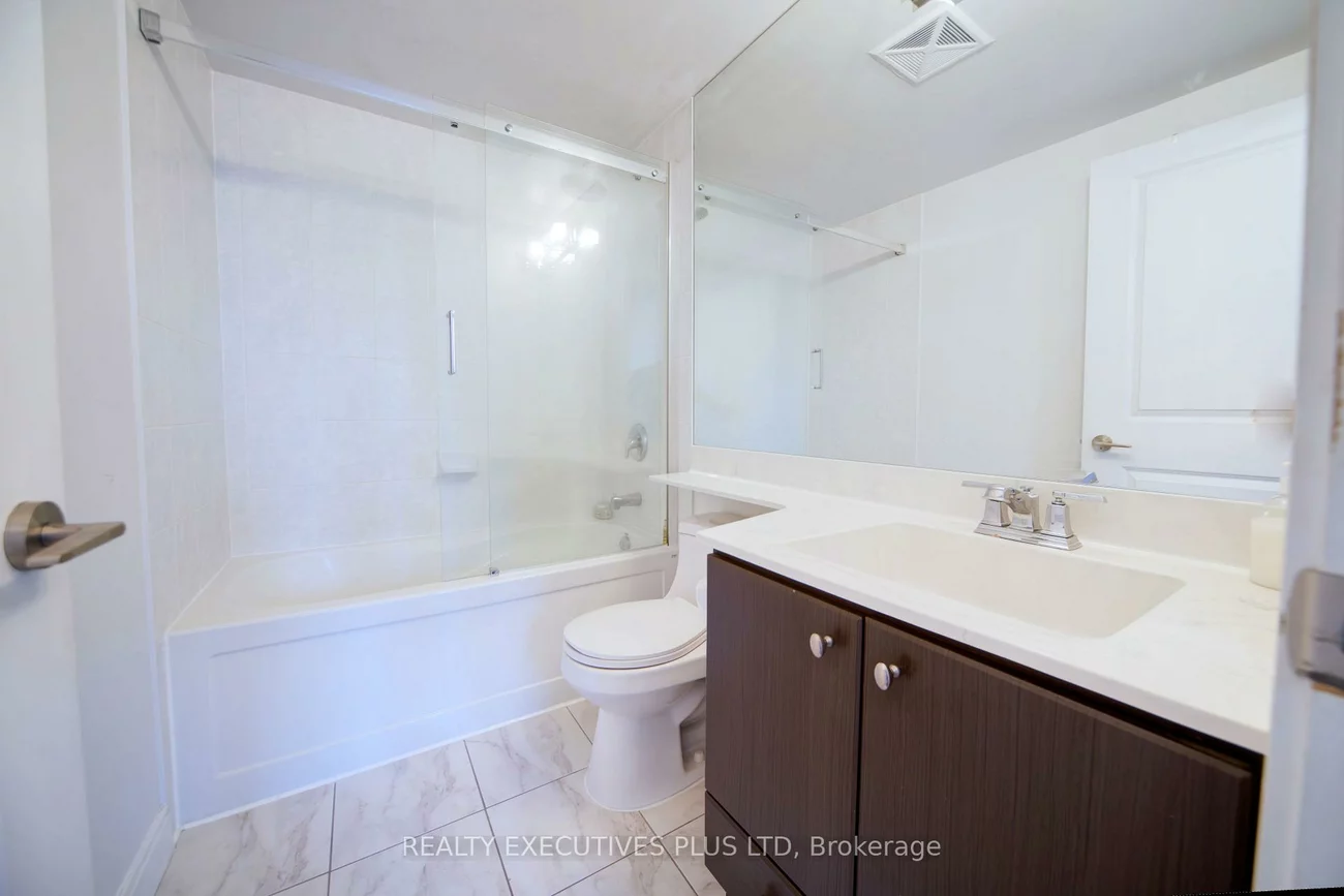 60, Absolute, City Centre, Mississauga