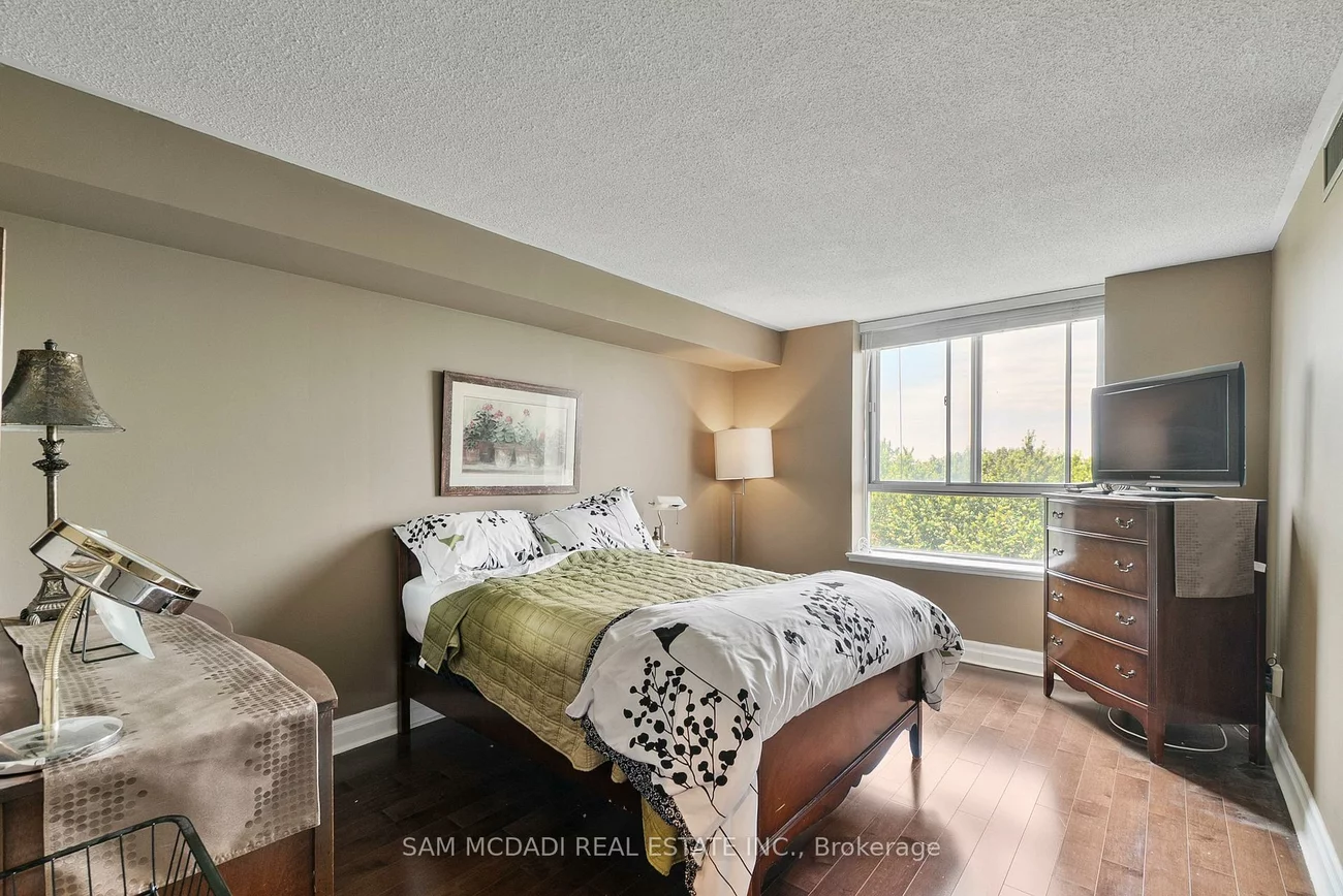 4879, Kimbermount, Central Erin Mills, Mississauga