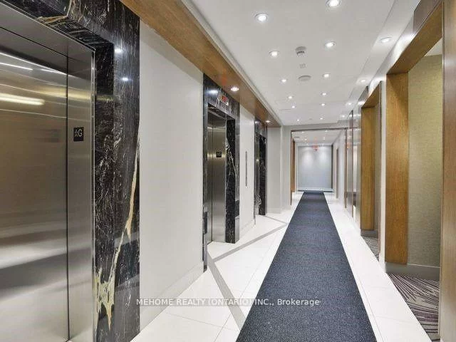 55, Eglinton, City Centre, Mississauga
