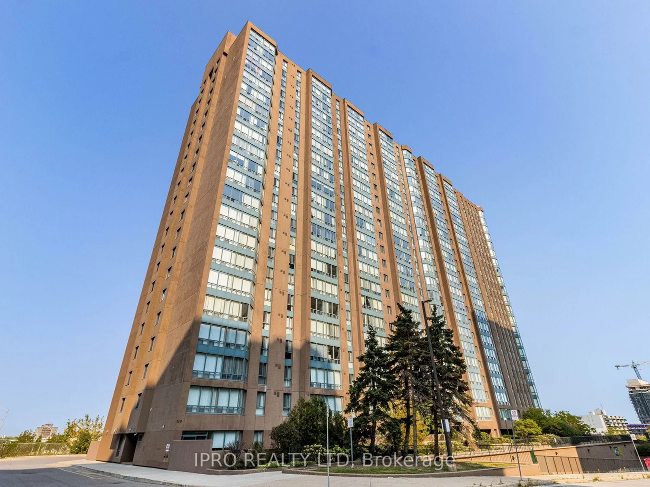 115, Hillcrest, Cooksville, Mississauga