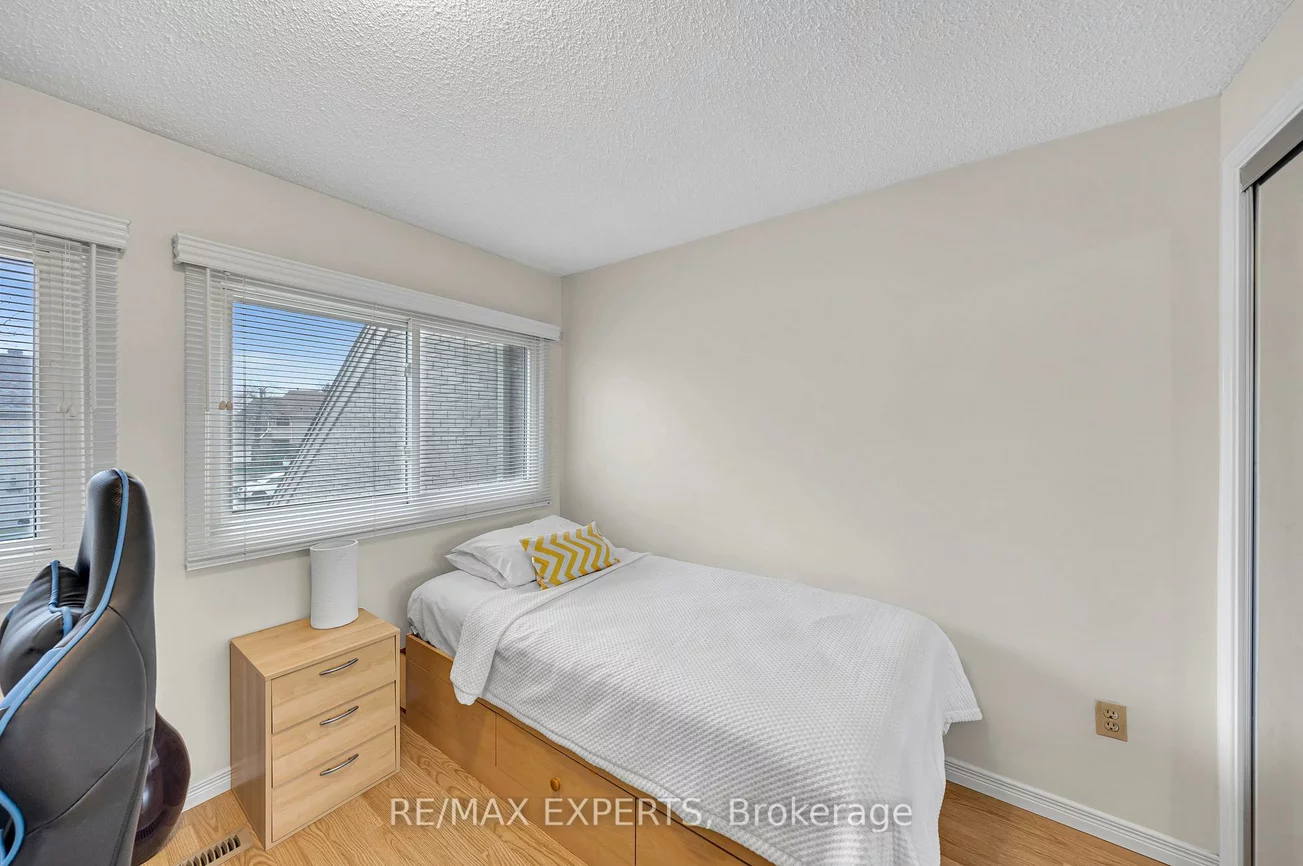 2676, Folkway, Erin Mills, Mississauga
