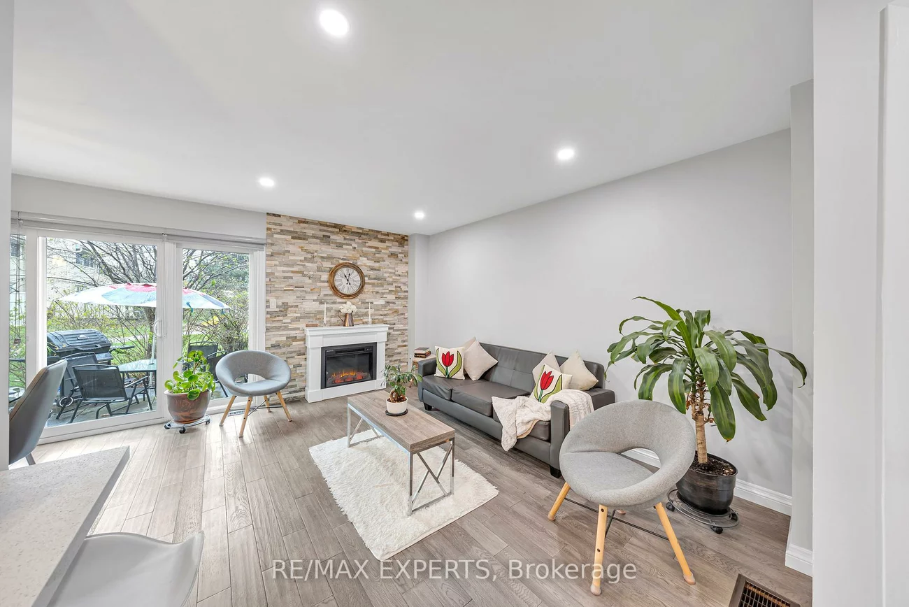 2676, Folkway, Erin Mills, Mississauga
