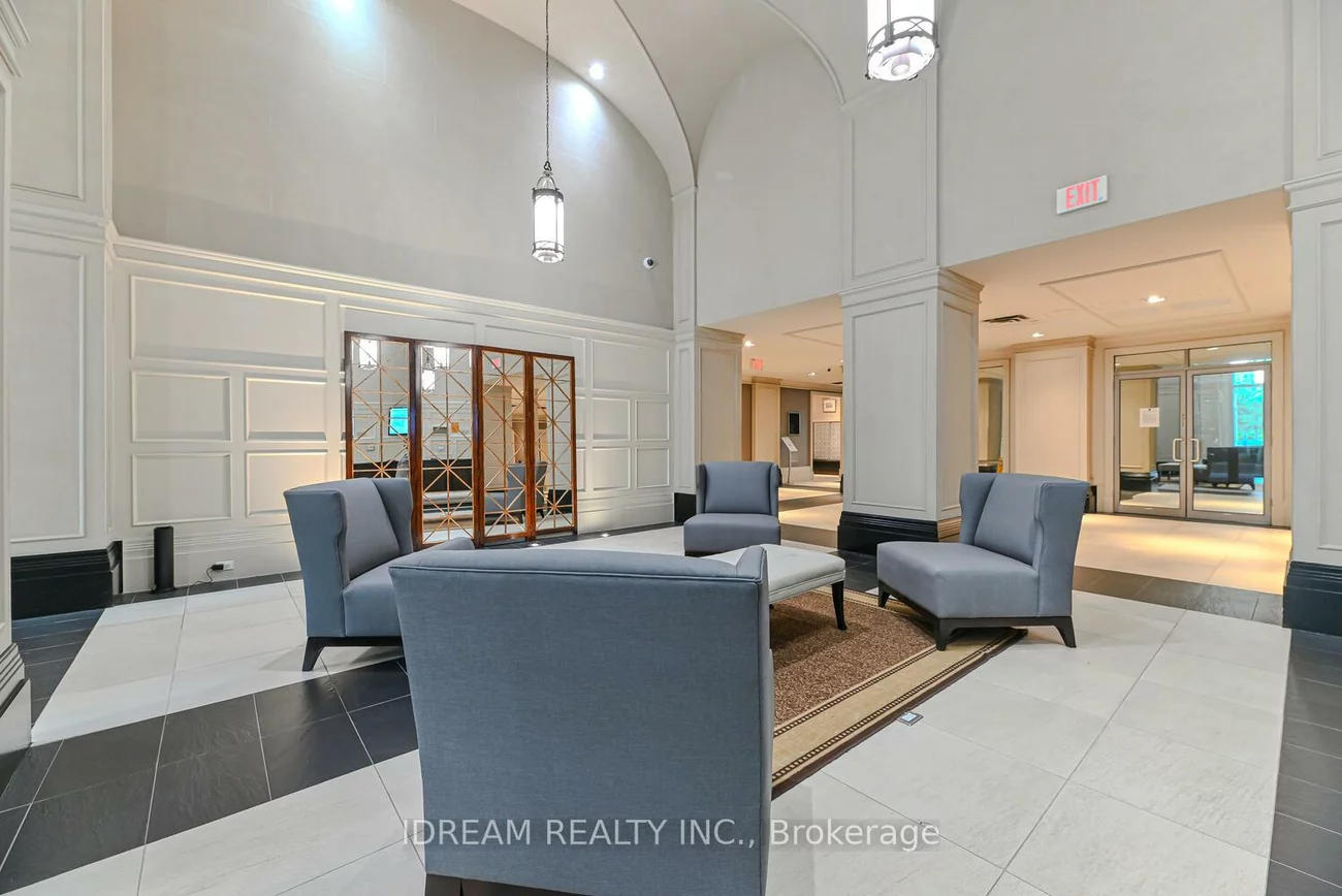 388, Prince Of Wales, City Centre, Mississauga