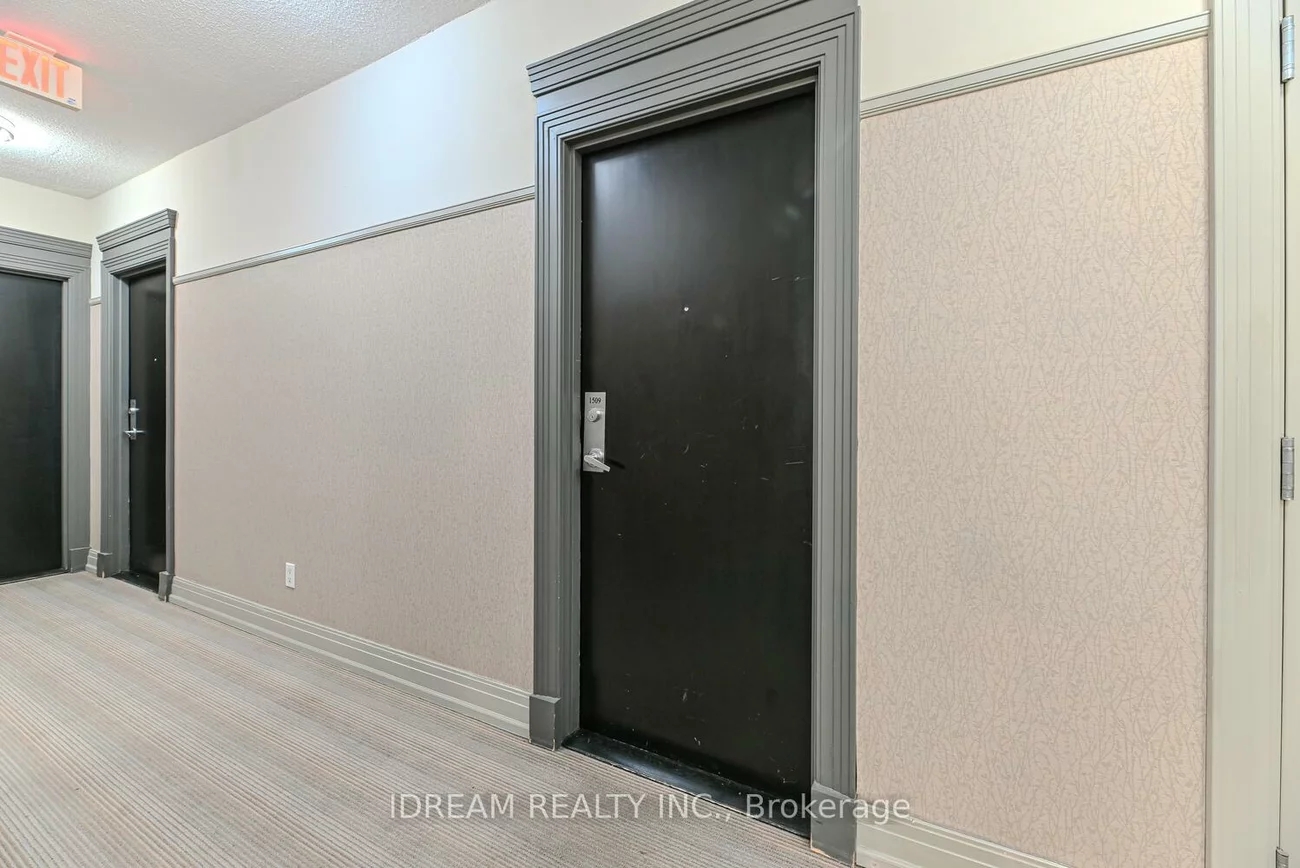 388, Prince Of Wales, City Centre, Mississauga