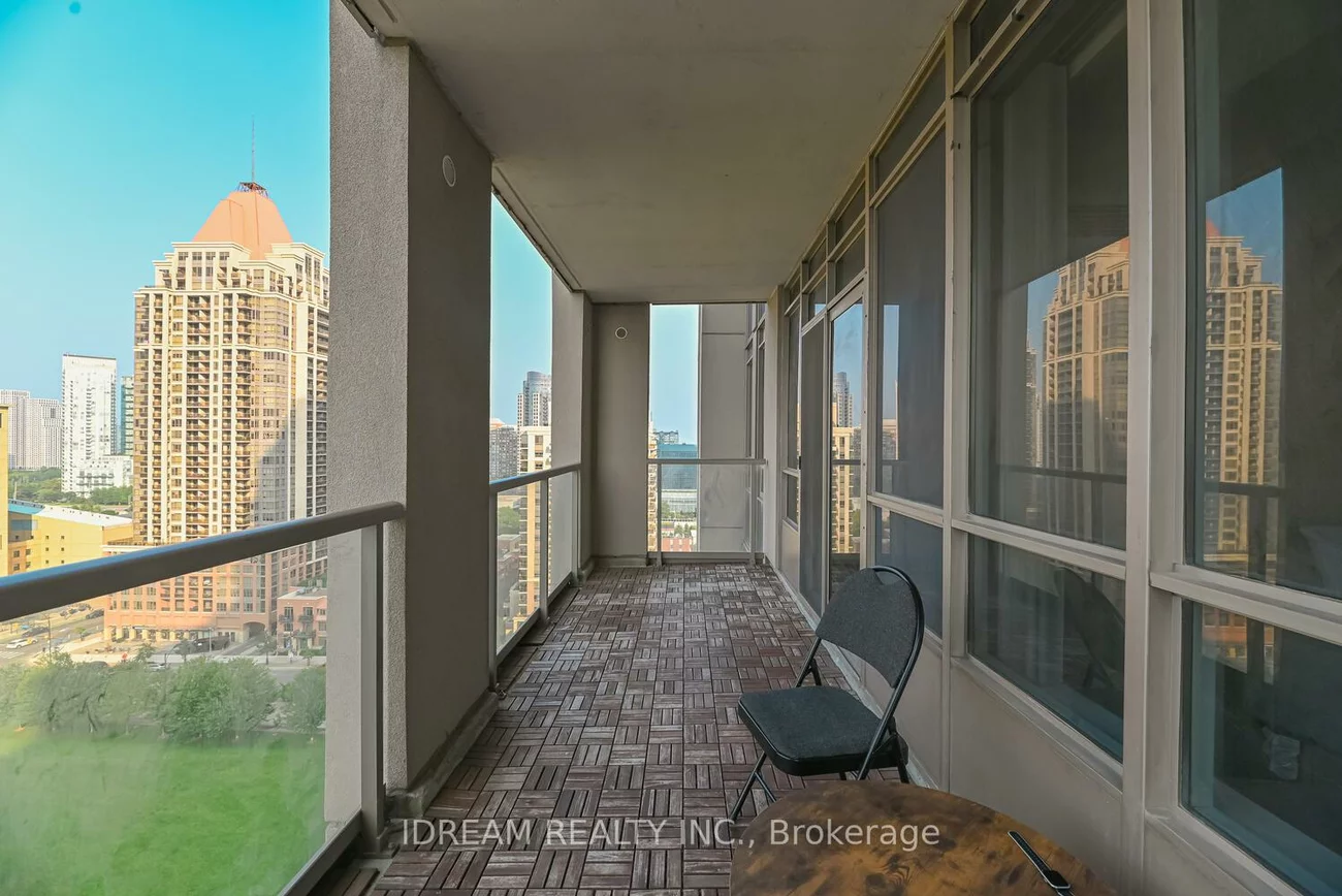 388, Prince Of Wales, City Centre, Mississauga