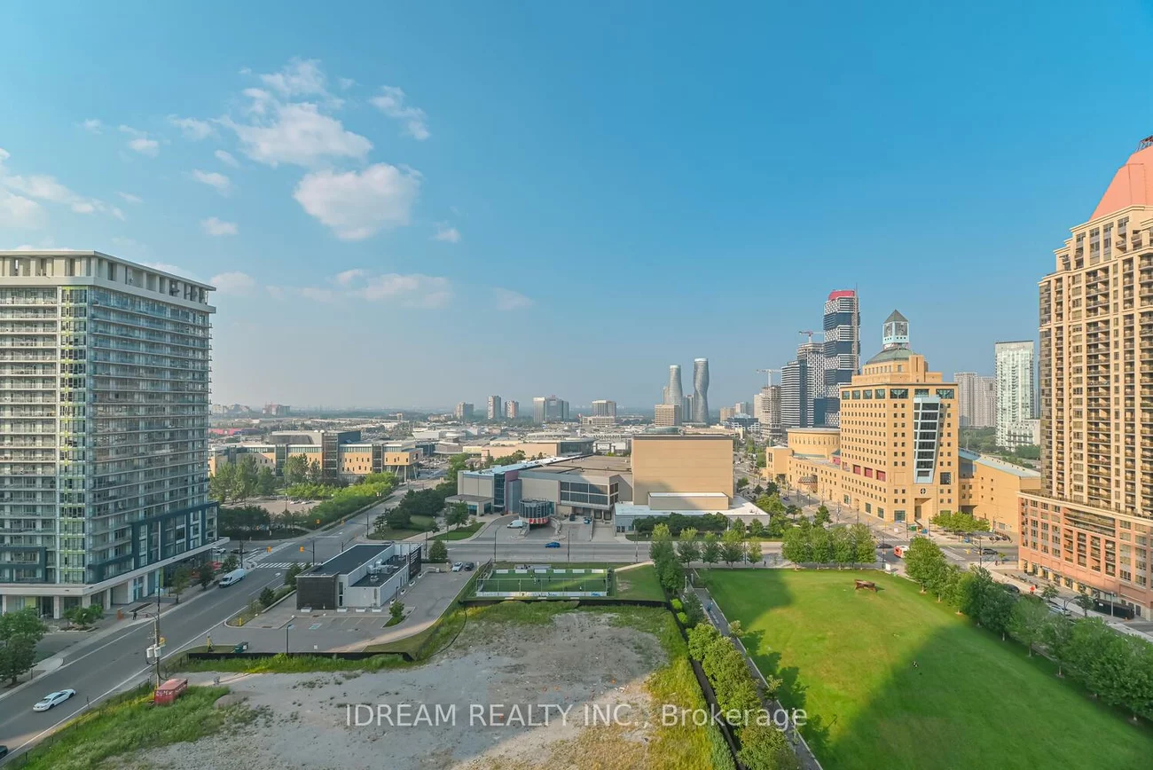 388, Prince Of Wales, City Centre, Mississauga