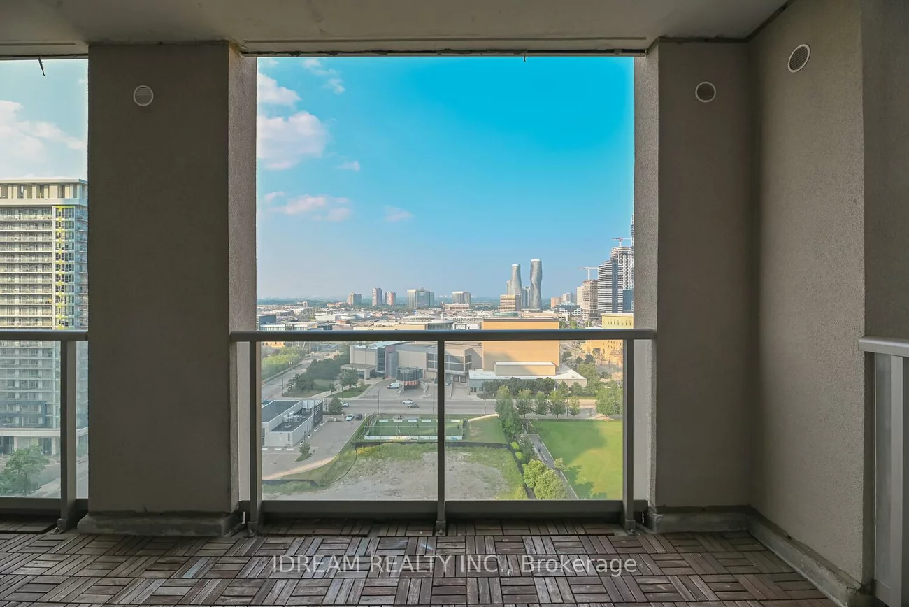 388, Prince Of Wales, City Centre, Mississauga
