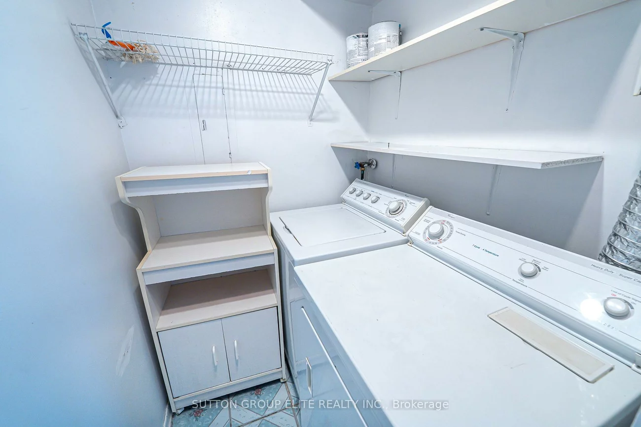 3590, Kaneff, Mississauga Valleys, Mississauga