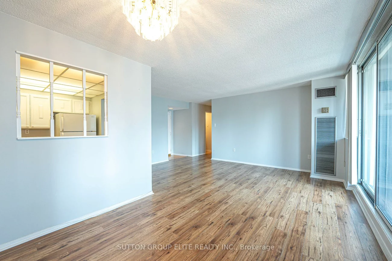 3590, Kaneff, Mississauga Valleys, Mississauga