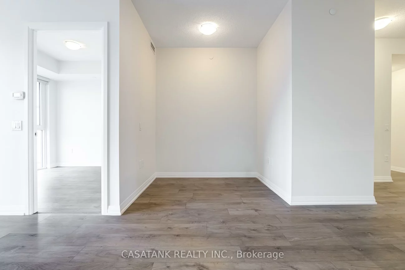 35, Watergarden, Hurontario, Mississauga