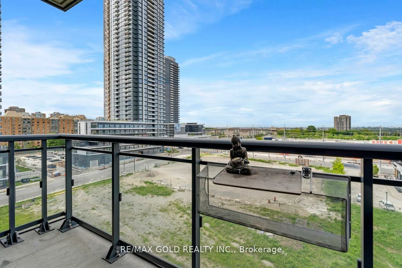5025, Four Springs, Hurontario, Mississauga
