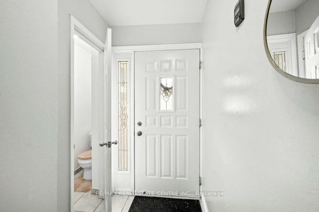 7255, Dooley, Malton, Mississauga