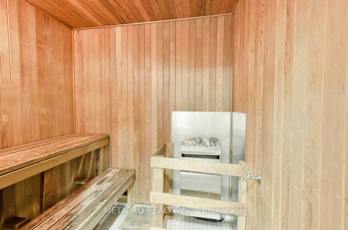 33, Elm, City Centre, Mississauga