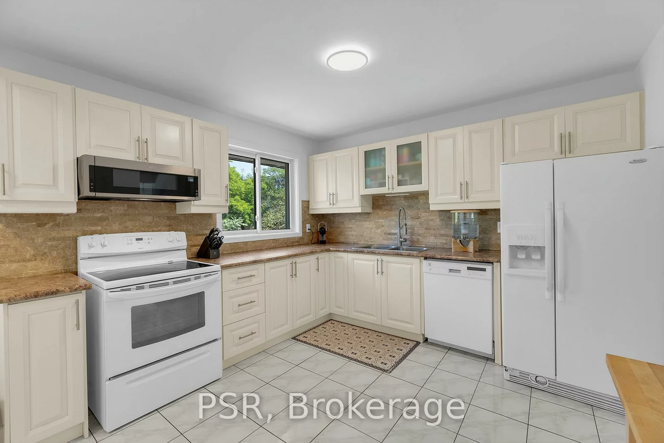 2145, Sherobee, Cooksville, Mississauga