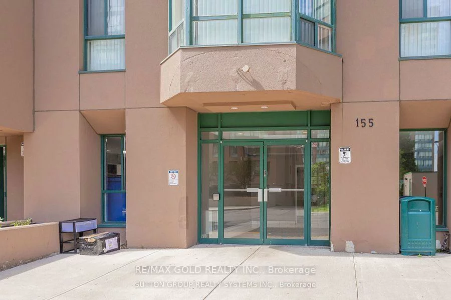 155, Hillcrest, Cooksville, Mississauga