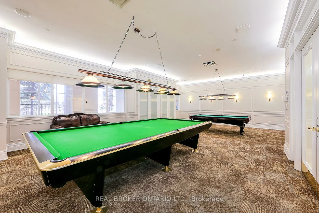 35, Kingsbridge Garden, Hurontario, Mississauga