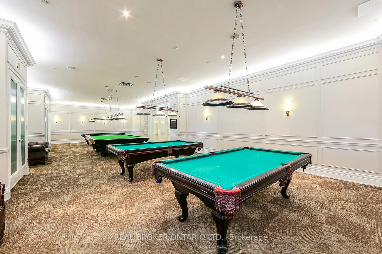 35, Kingsbridge Garden, Hurontario, Mississauga