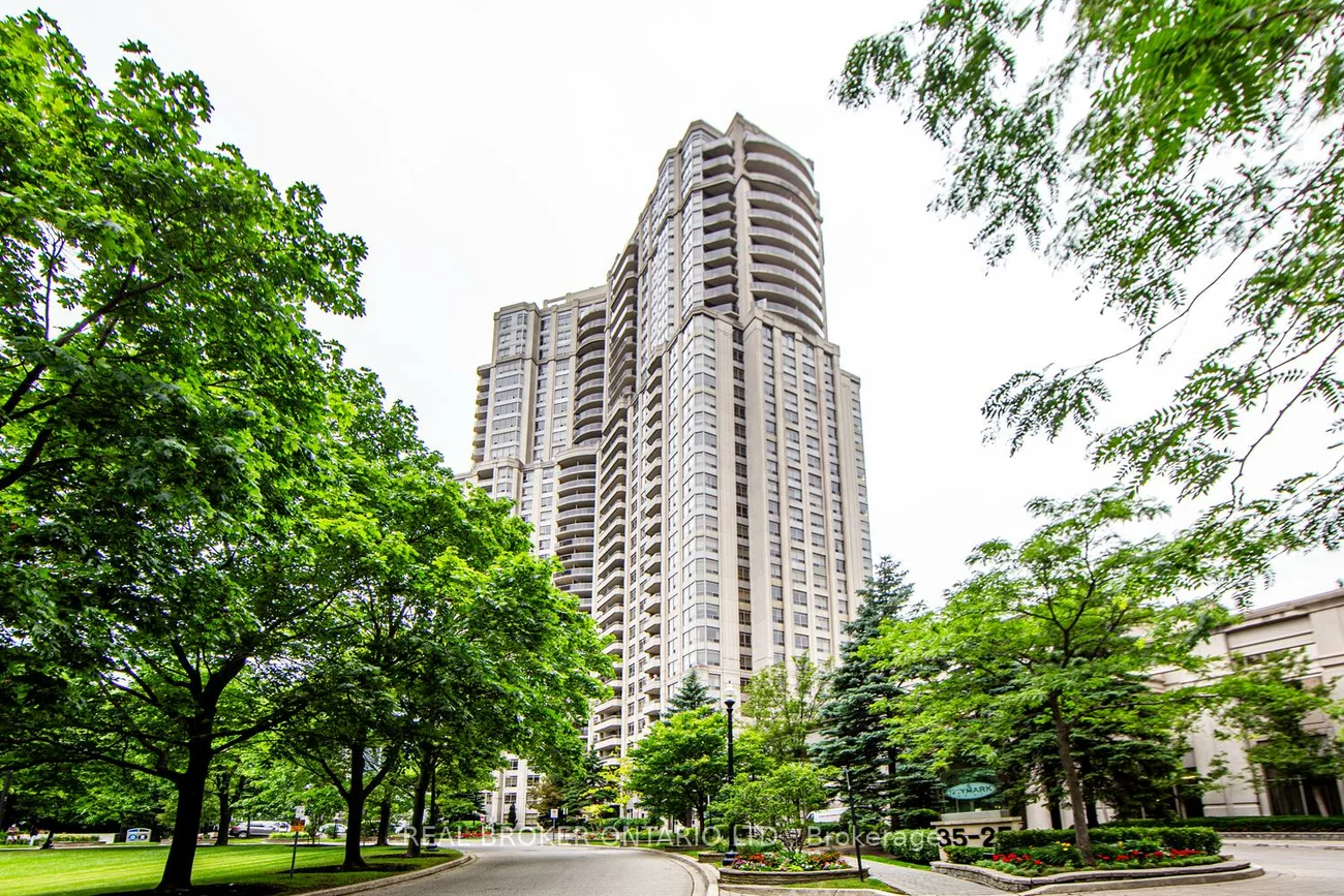 35, Kingsbridge Garden, Hurontario, Mississauga