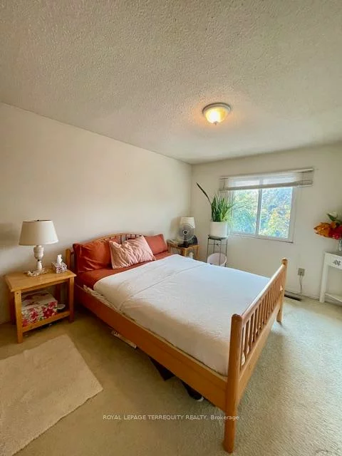 1755, Rathburn, Rathwood, Mississauga