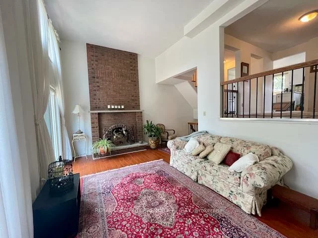 1755, Rathburn, Rathwood, Mississauga