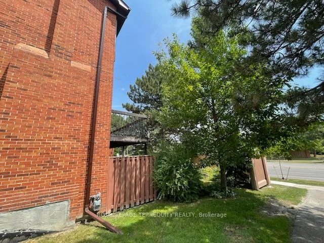 1755, Rathburn, Rathwood, Mississauga