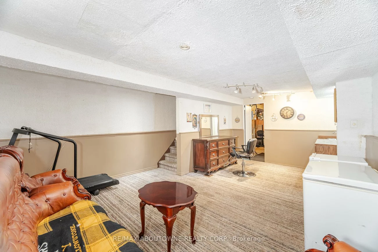 2779, Gananoque, Meadowvale, Mississauga