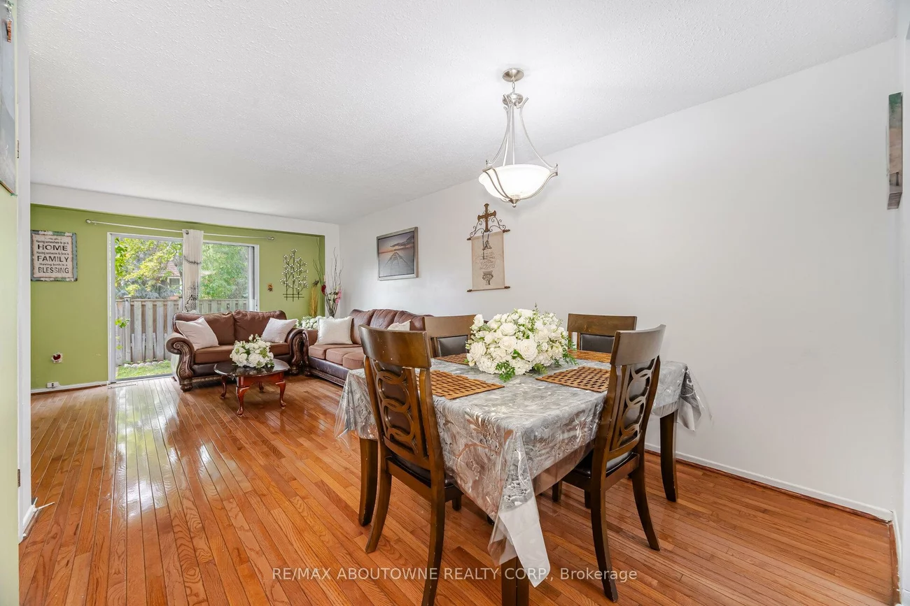 2779, Gananoque, Meadowvale, Mississauga
