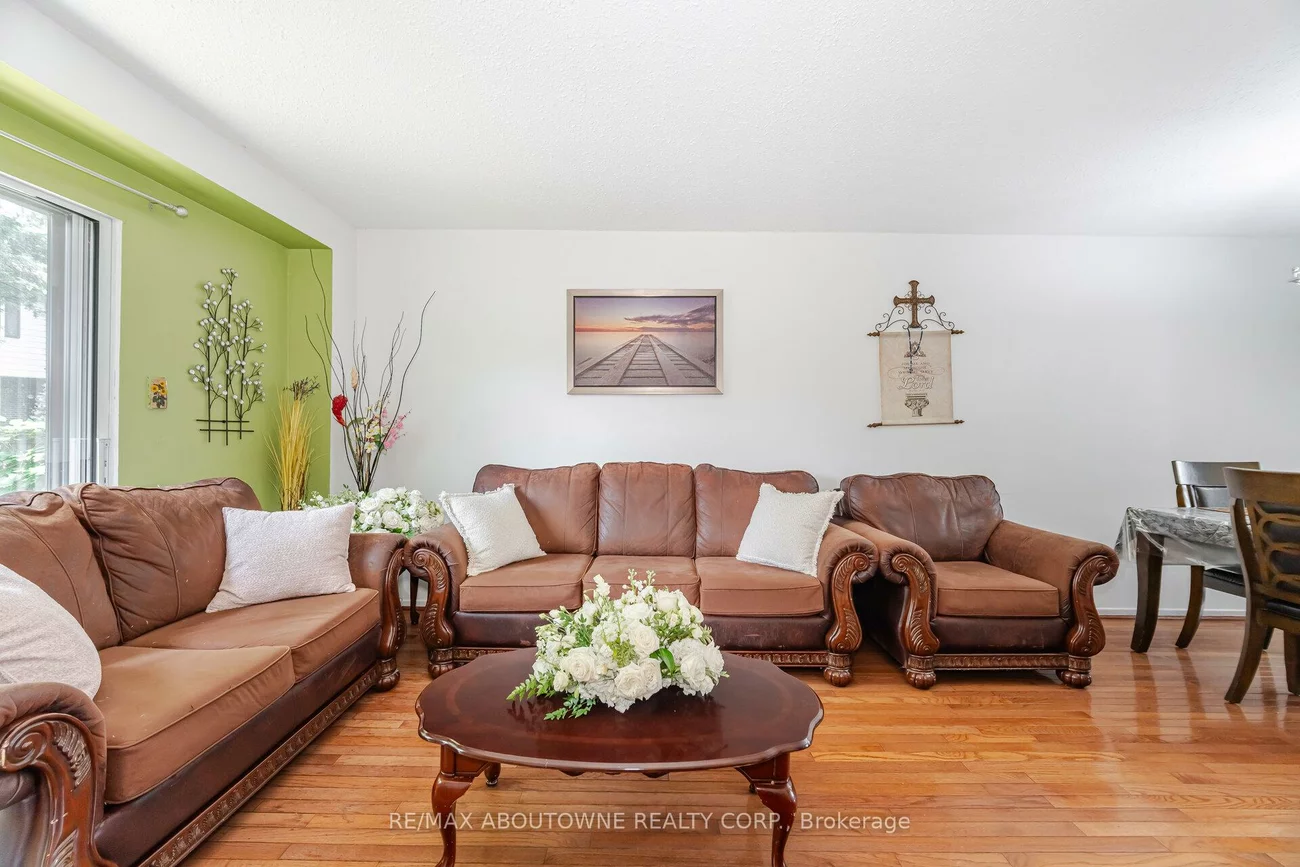 2779, Gananoque, Meadowvale, Mississauga