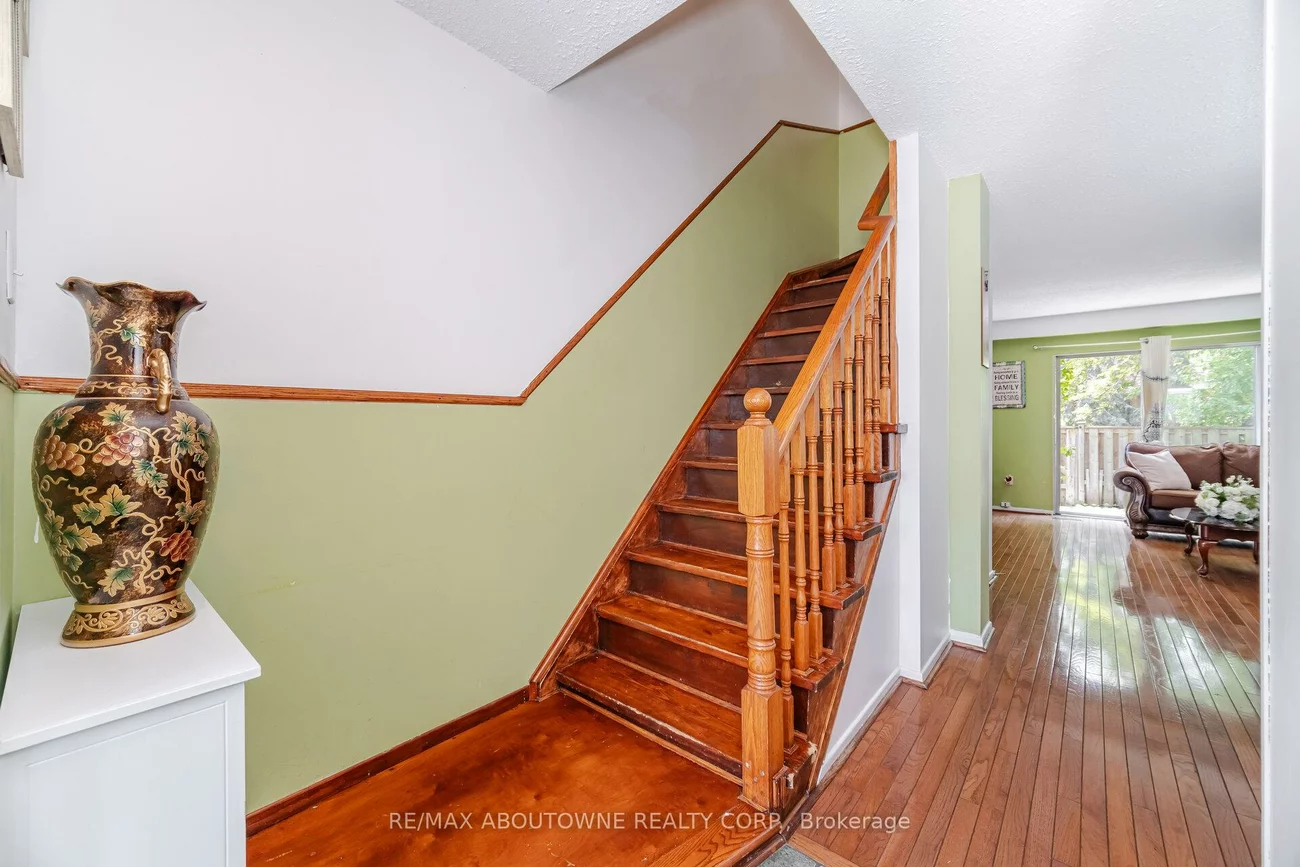 2779, Gananoque, Meadowvale, Mississauga