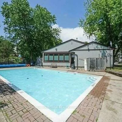 2779, Gananoque, Meadowvale, Mississauga