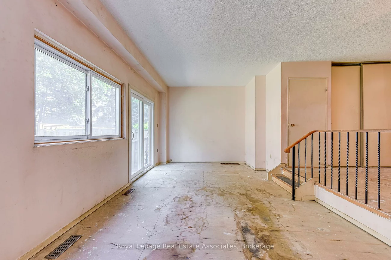485, Meadows, Rathwood, Mississauga