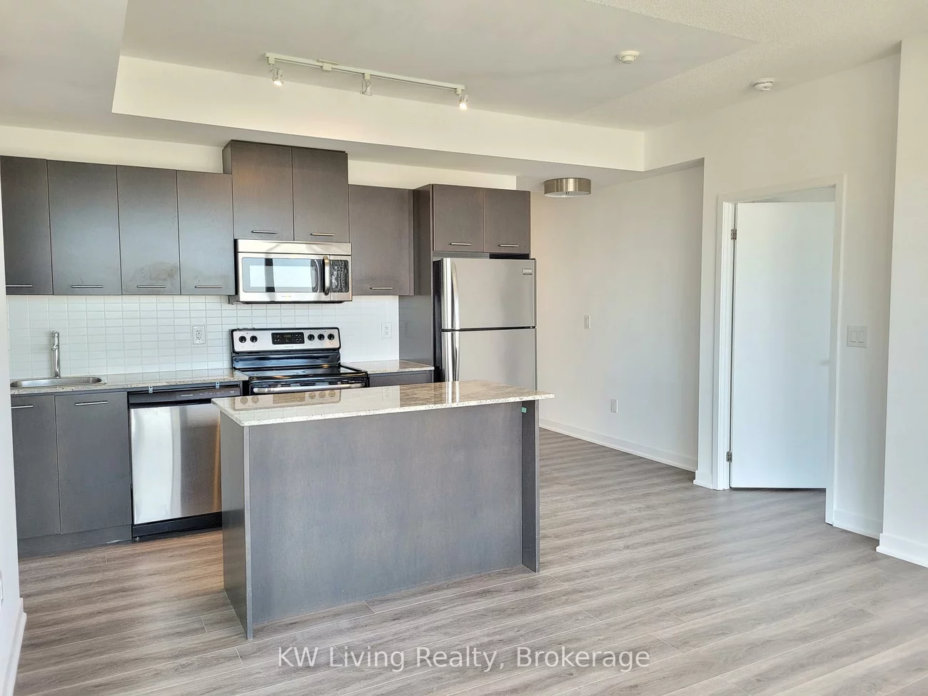 360, Square One, City Centre, Mississauga