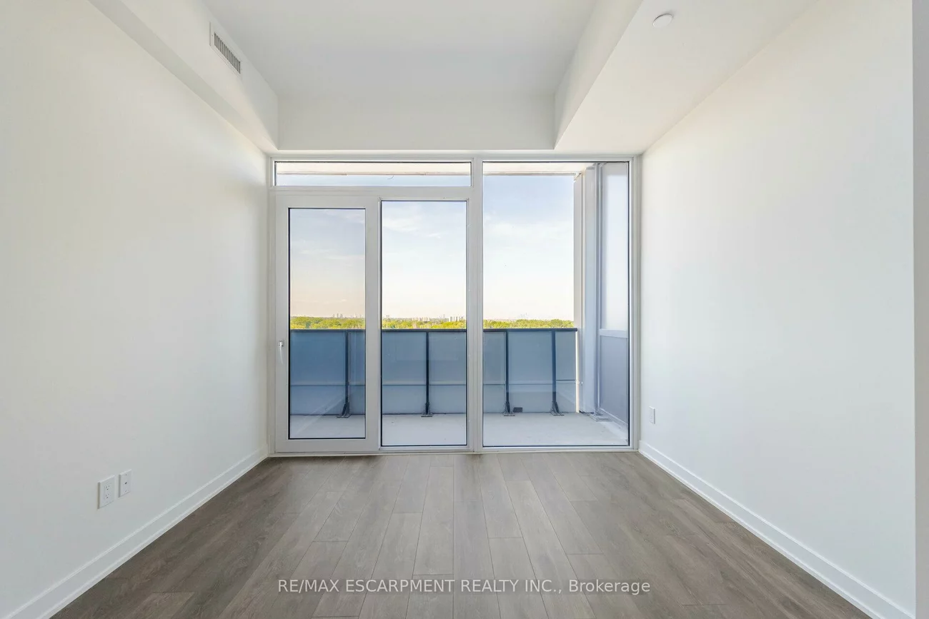 28, Ann, Port Credit, Mississauga