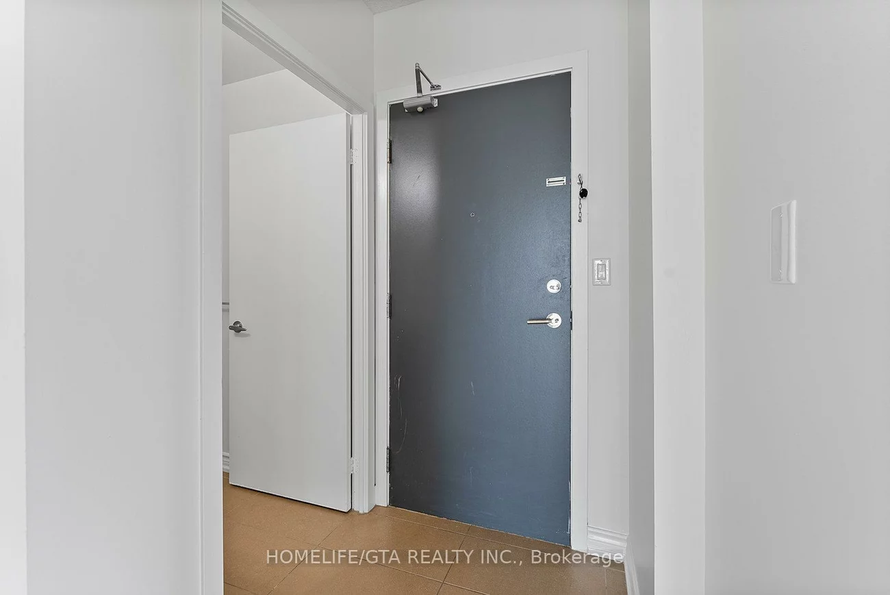 4070, Confederation, City Centre, Mississauga