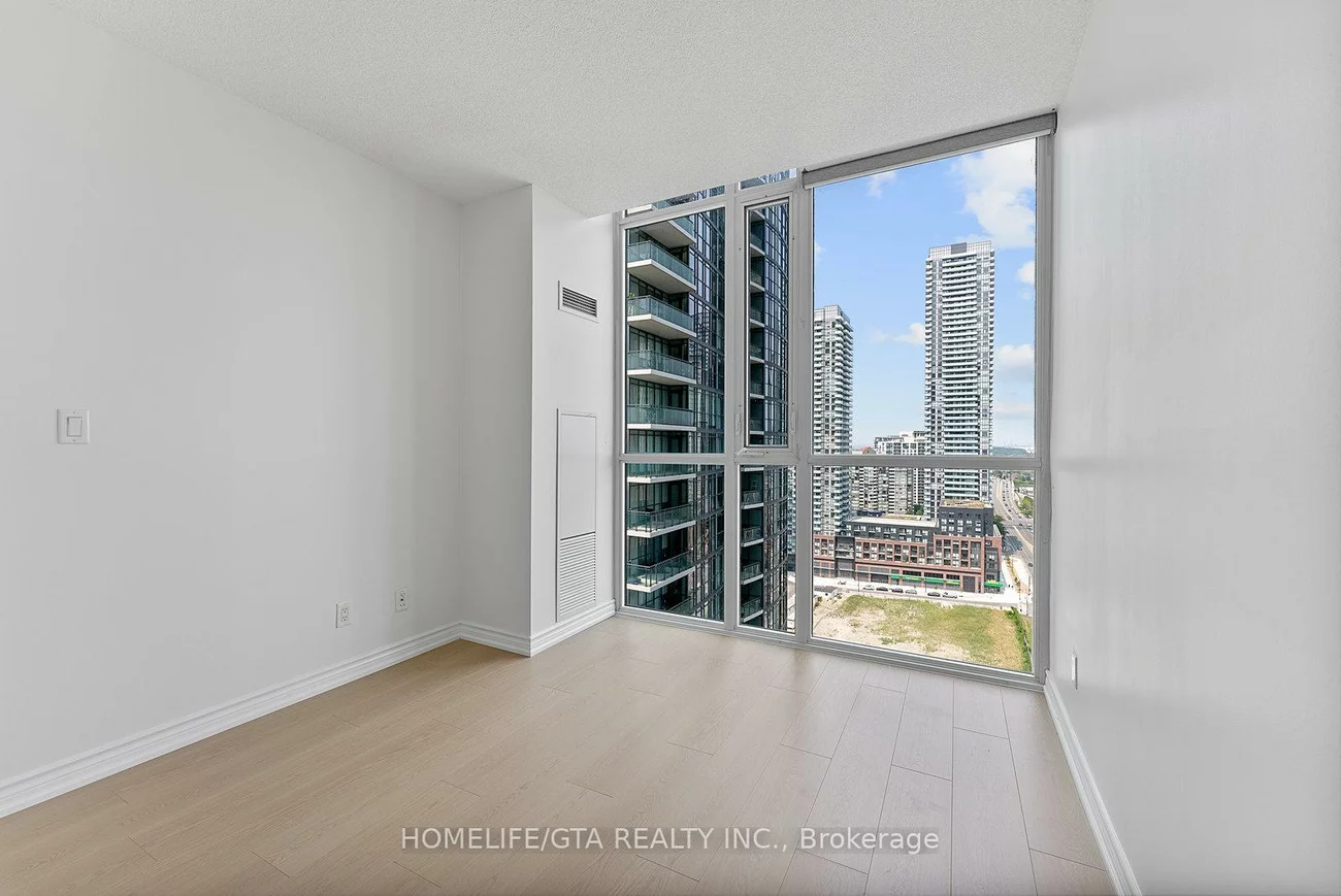 4070, Confederation, City Centre, Mississauga