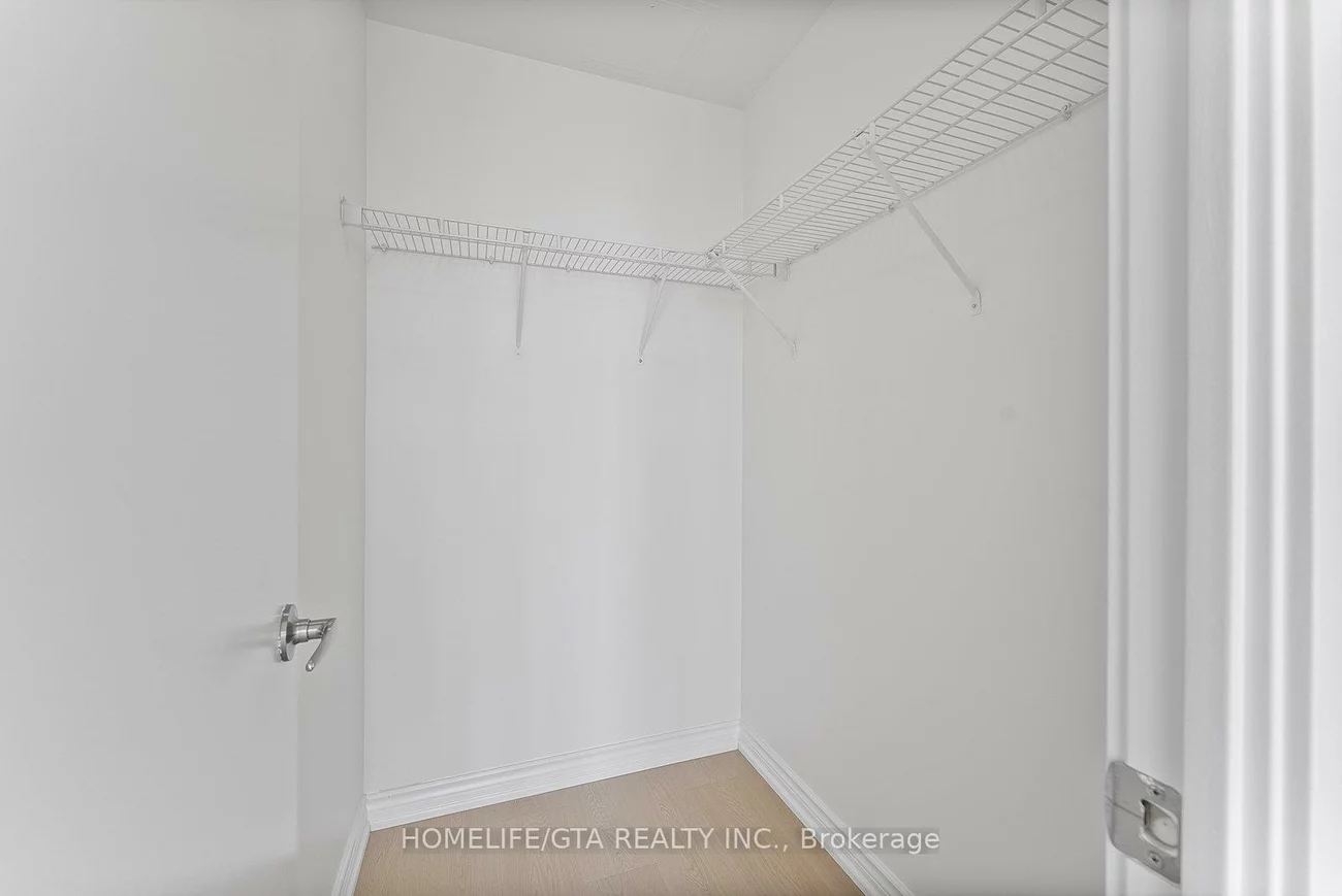 4070, Confederation, City Centre, Mississauga