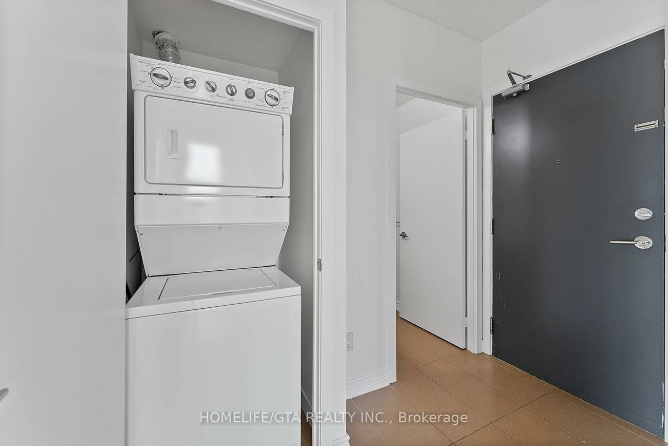4070, Confederation, City Centre, Mississauga