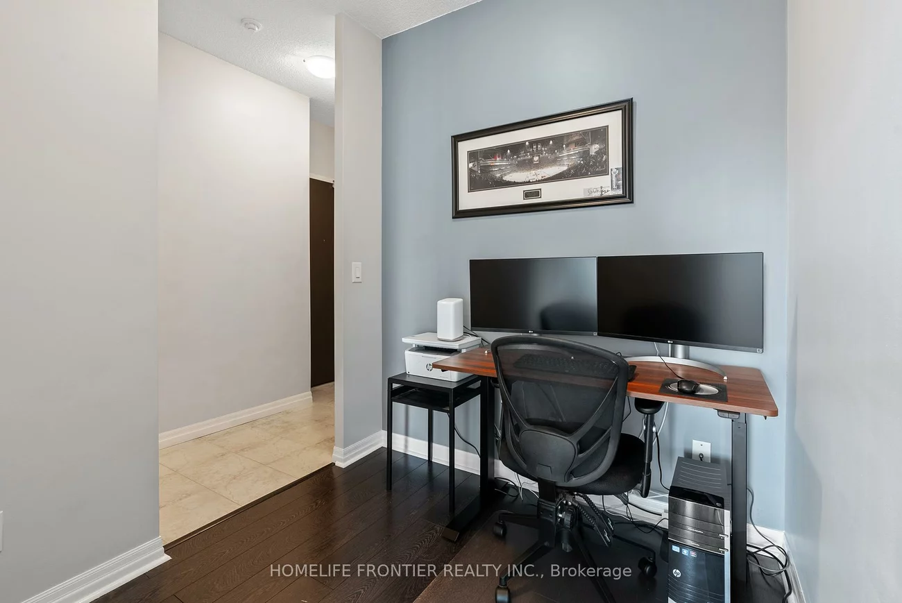 225, Webb, City Centre, Mississauga