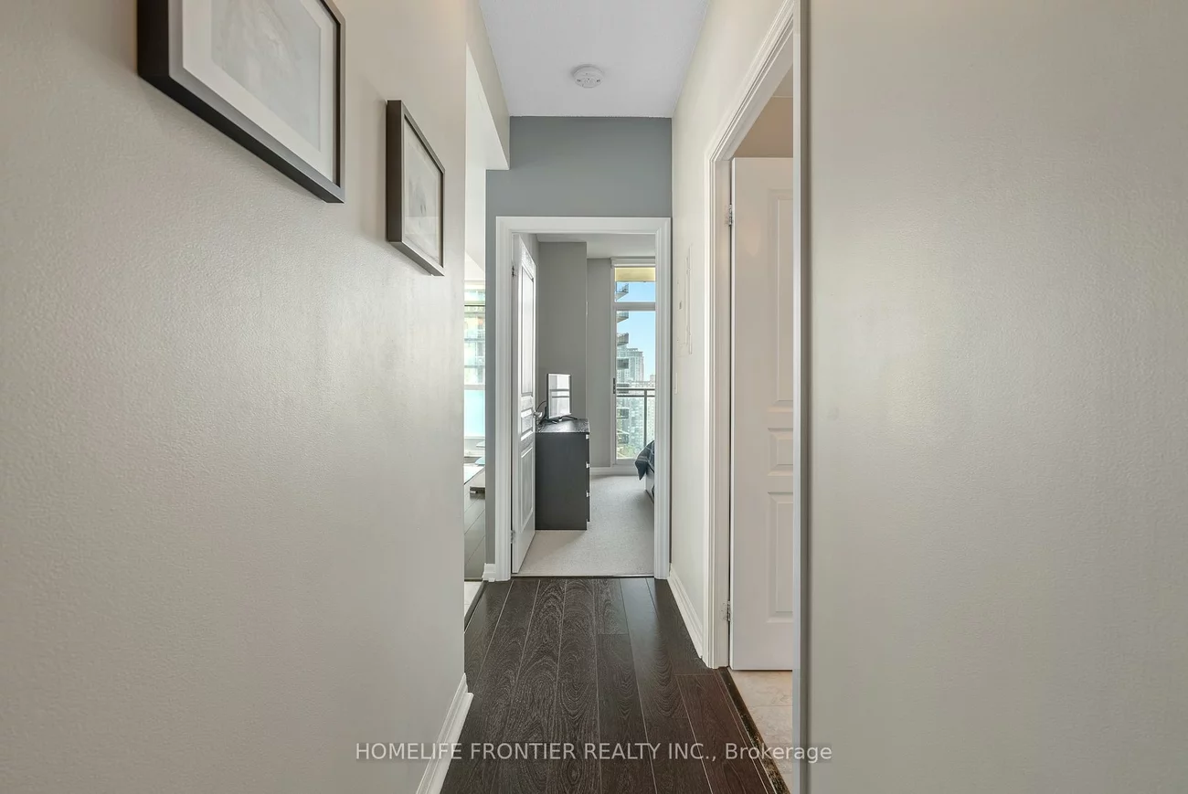 225, Webb, City Centre, Mississauga