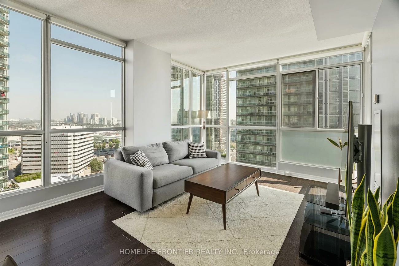 225, Webb, City Centre, Mississauga