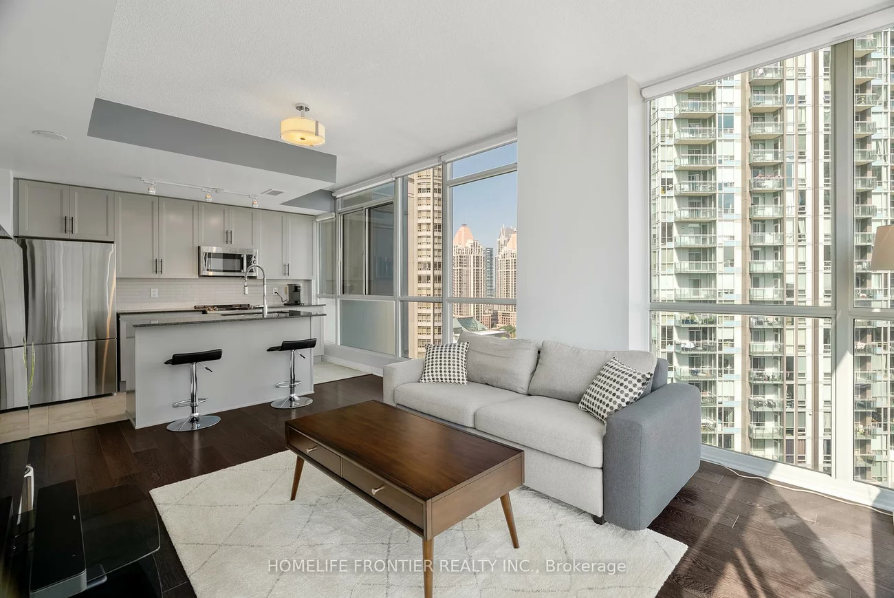 225, Webb, City Centre, Mississauga
