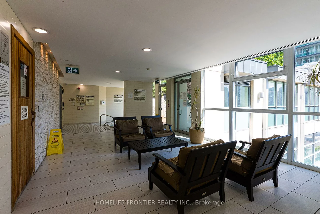 225, Webb, City Centre, Mississauga