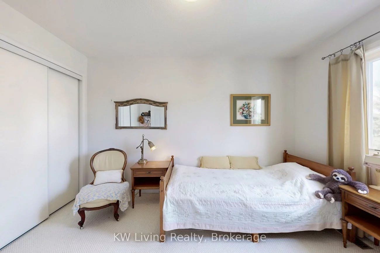 5910, Greensboro, Central Erin Mills, Mississauga
