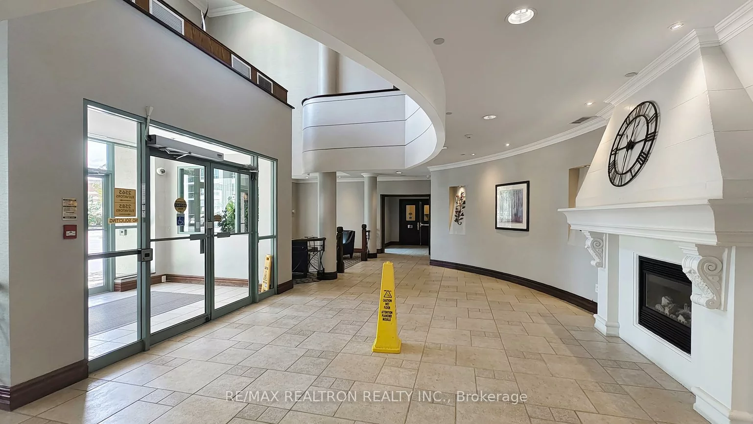 2585, Erin Centre, Central Erin Mills, Mississauga