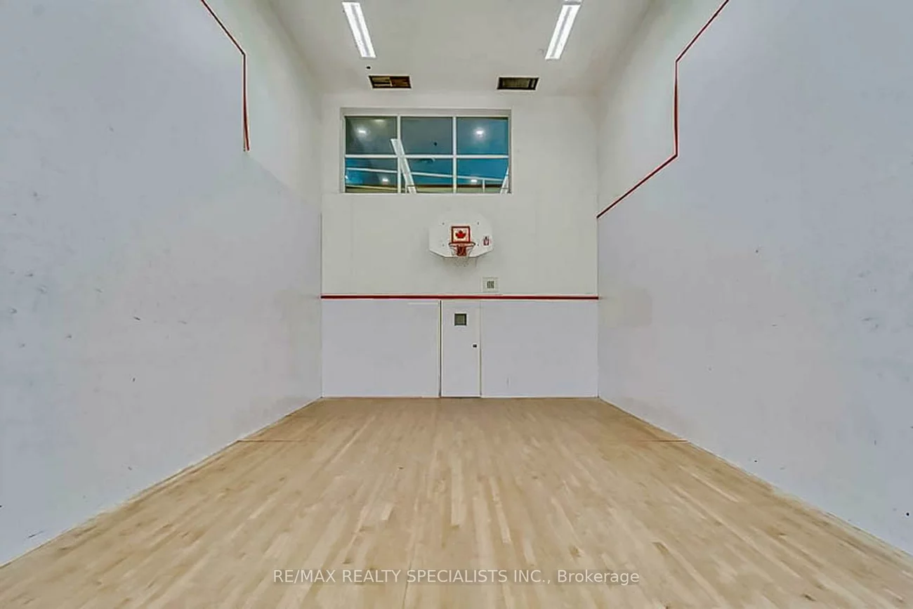 2177, Burnhamthorpe, Erin Mills, Mississauga