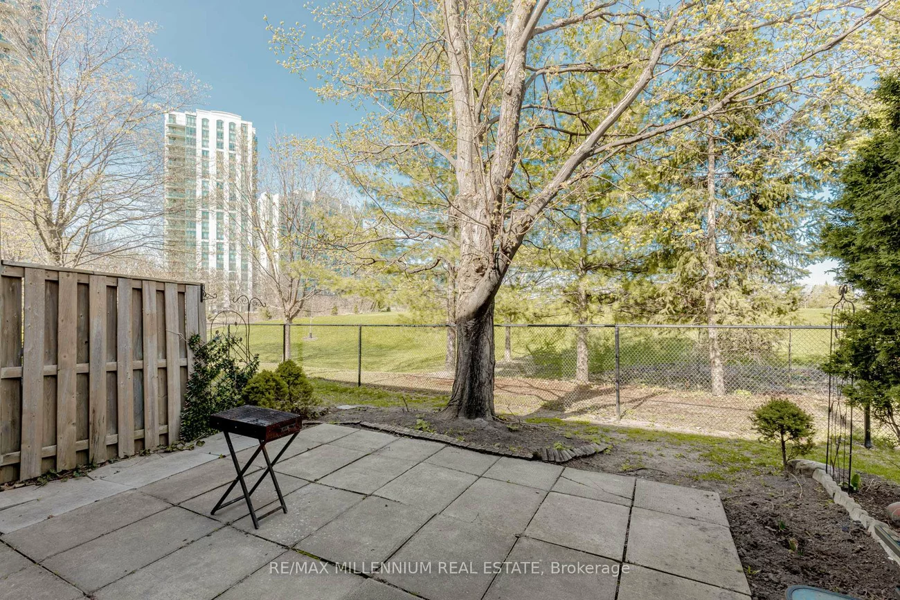 4605, Donegal, Central Erin Mills, Mississauga