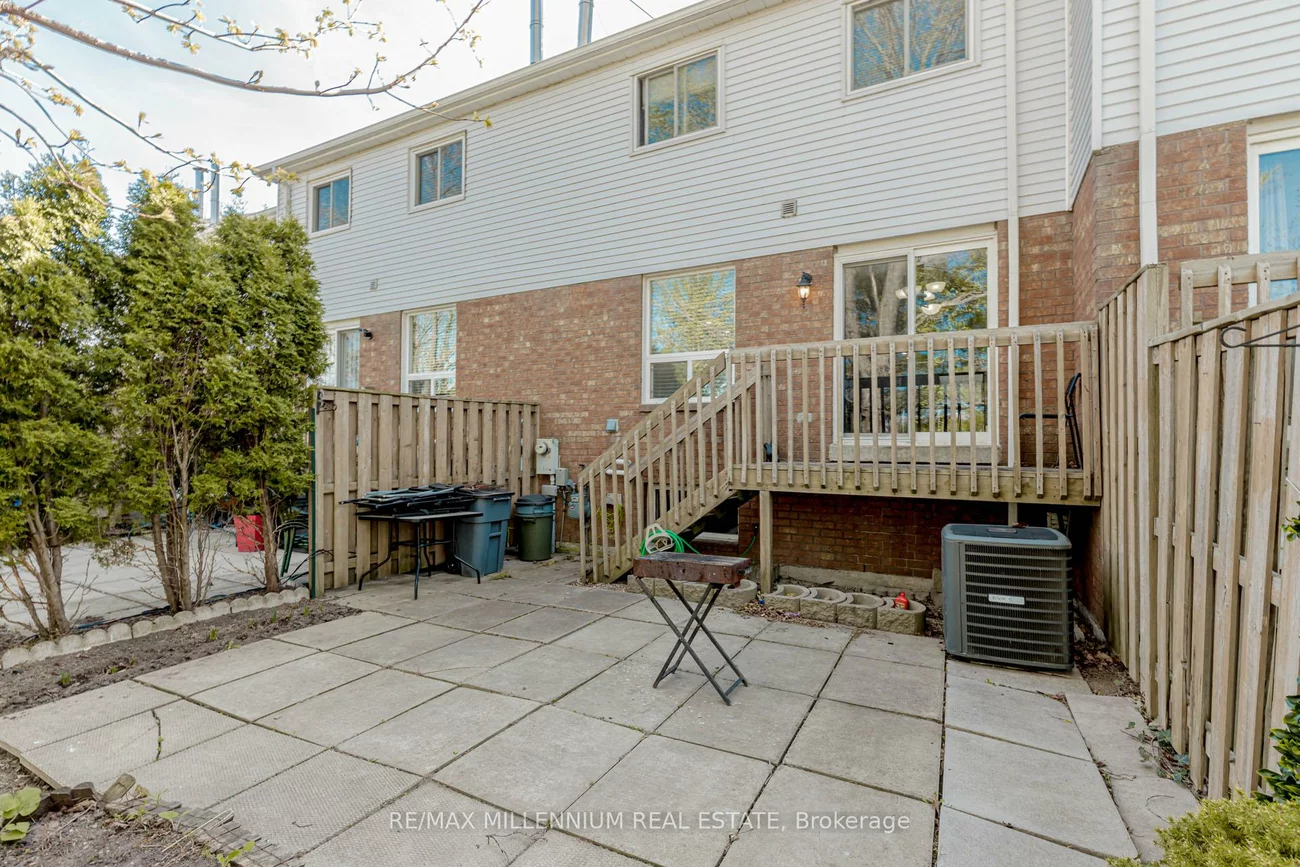 4605, Donegal, Central Erin Mills, Mississauga